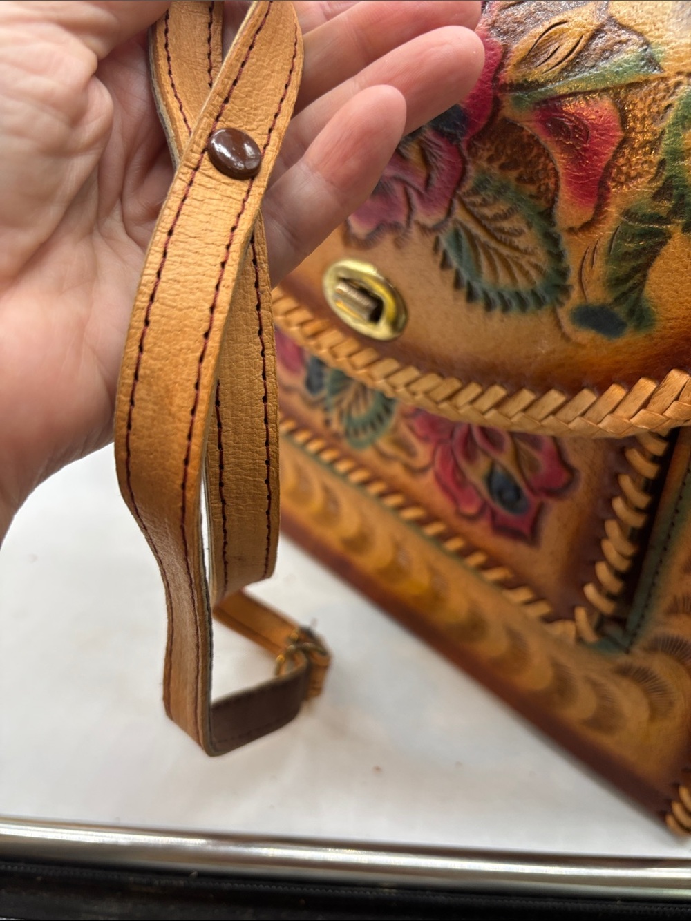 Vintage Mexican Hand-Tooled Floral Leather Crossbody Bag - Tan Multicolor Floral - Picture 7 of 14